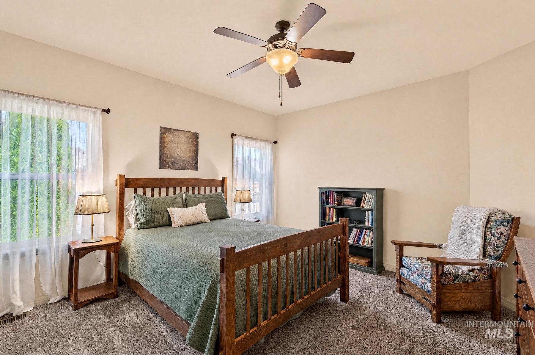 1424 W Raelin Drive Property Photo 11
