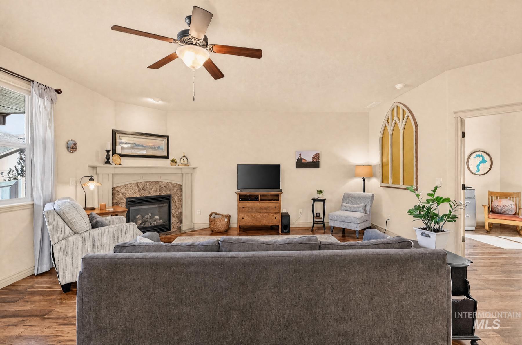 1424 W Raelin Drive Property Photo 24