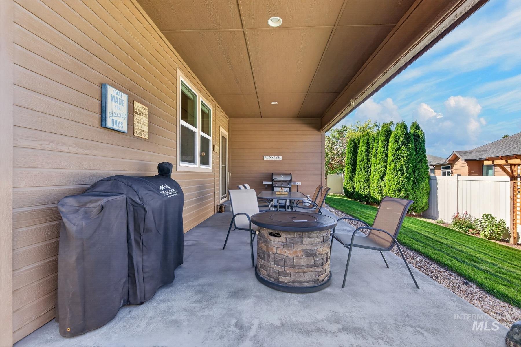 1424 W Raelin Drive Property Photo 33