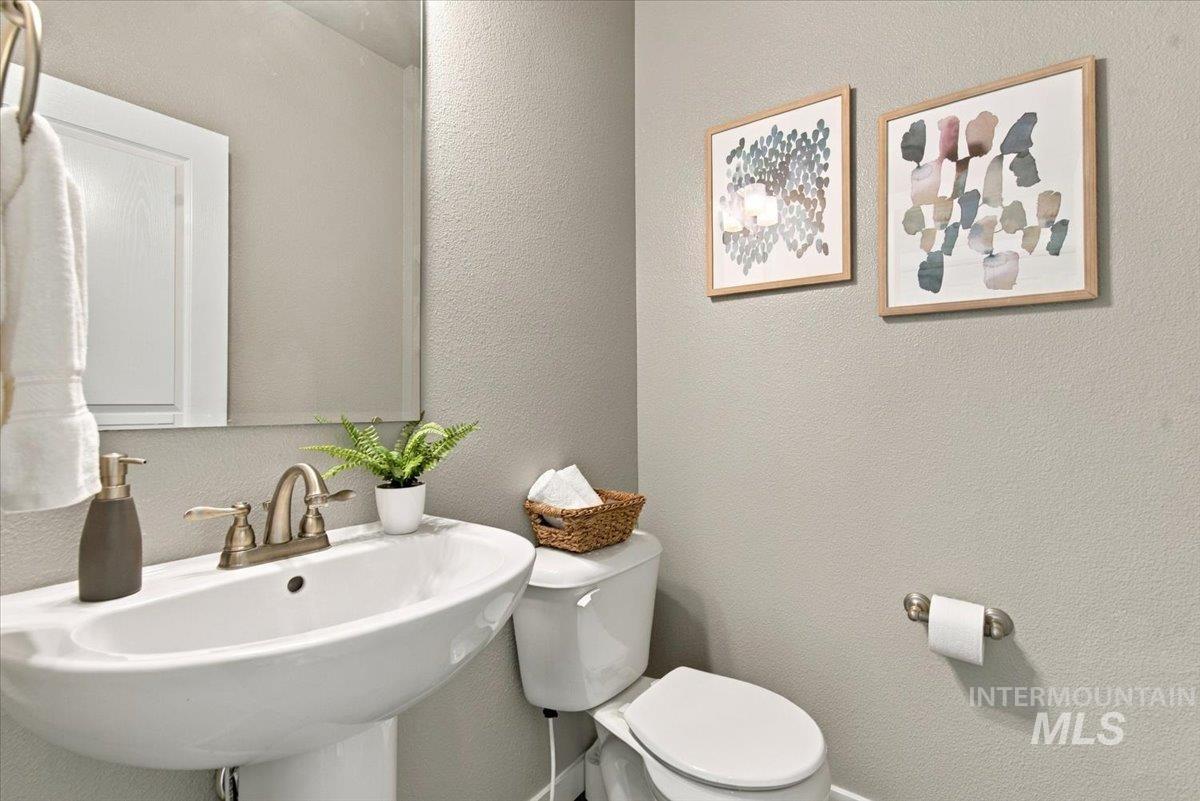 124 S Sunset Point Way Property Photo 13