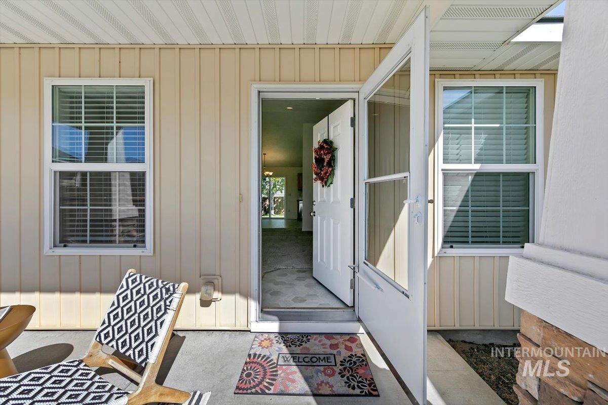 9746 W Bigwood Dr Property Photo 6