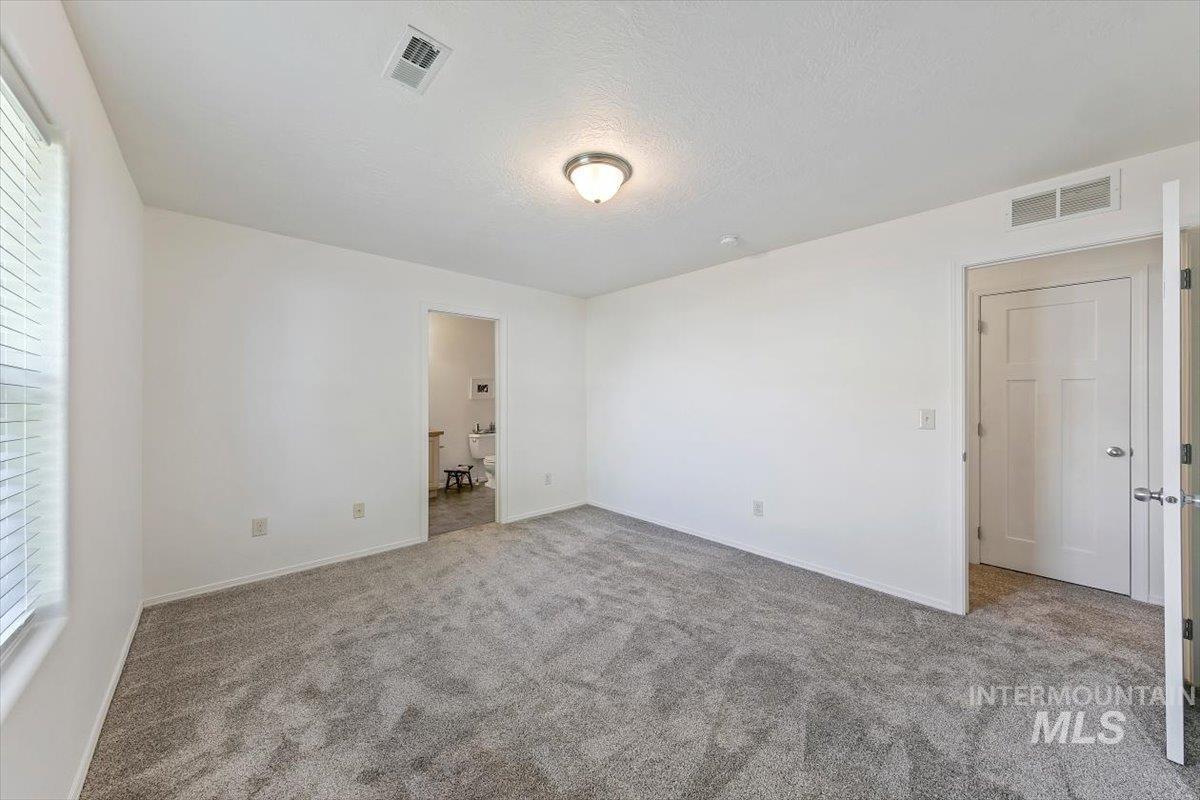 9746 W Bigwood Dr Property Photo 19