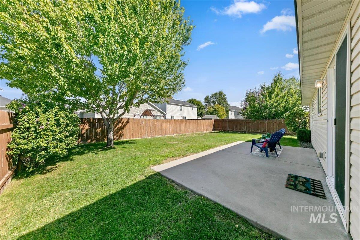 9746 W Bigwood Dr Property Photo 33