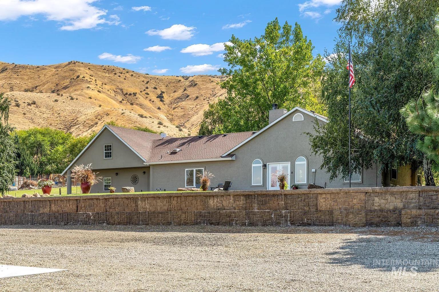 4430 Marvel Ln Property Photo 18