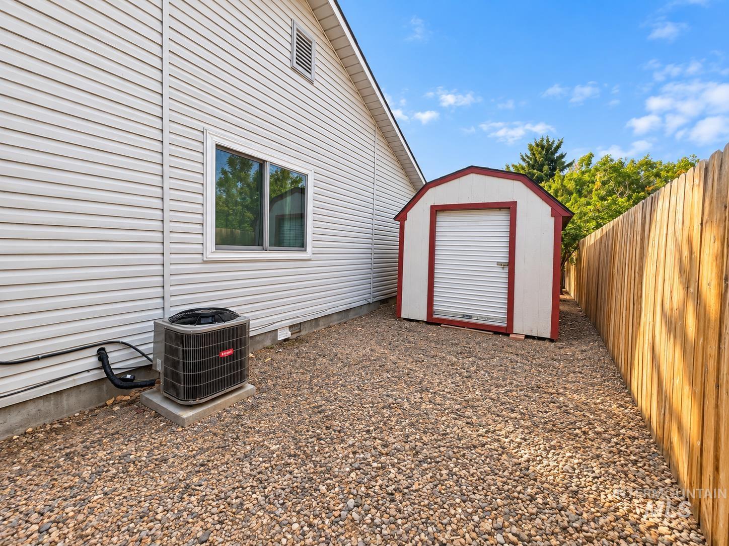 925 Poplar Drive Property Photo 45