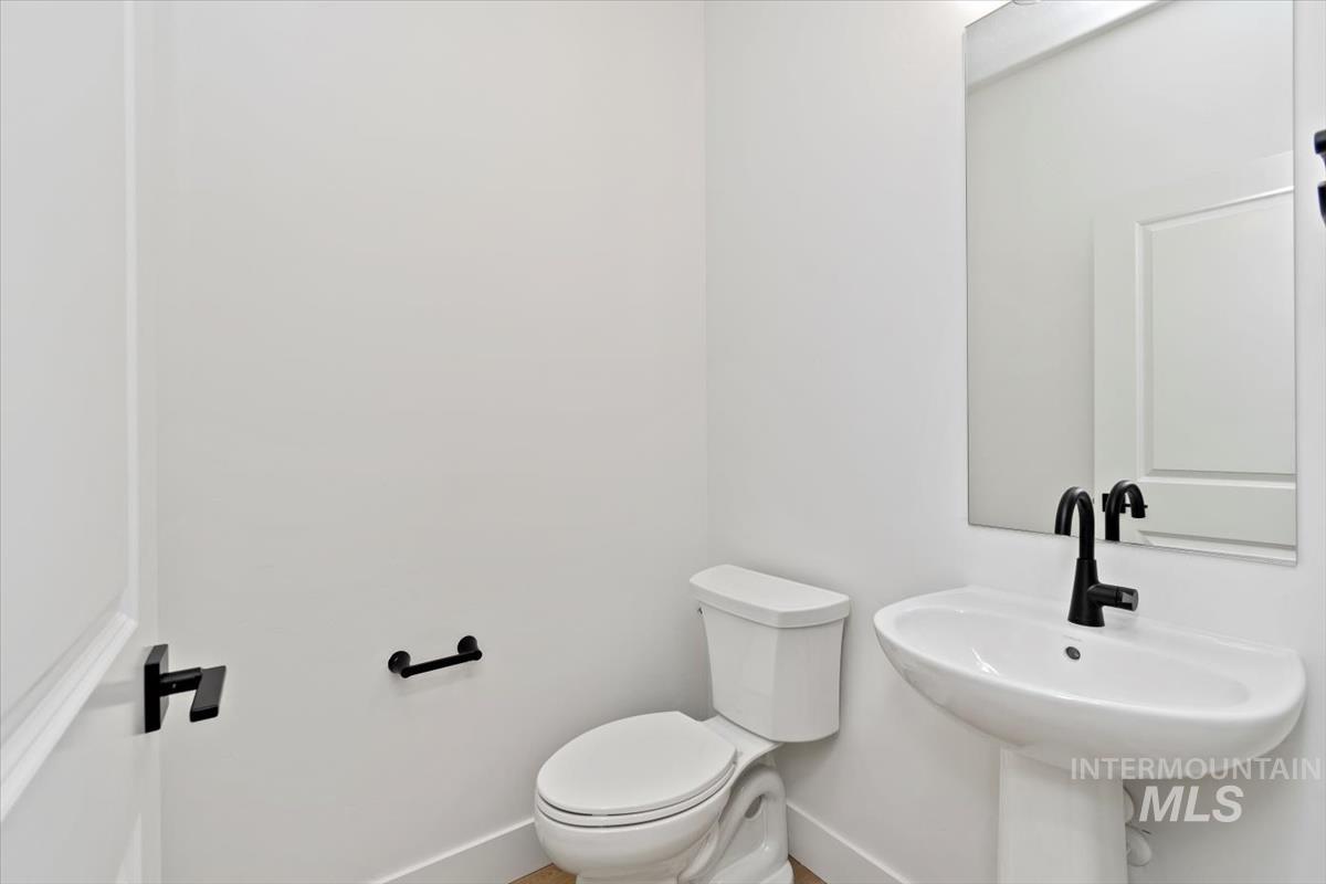 744 S Calhoun Lane Property Photo 32