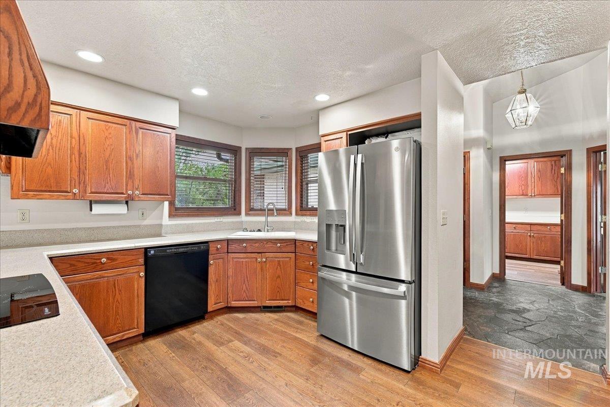 11473 W Jenilyn Ct Property Photo 7
