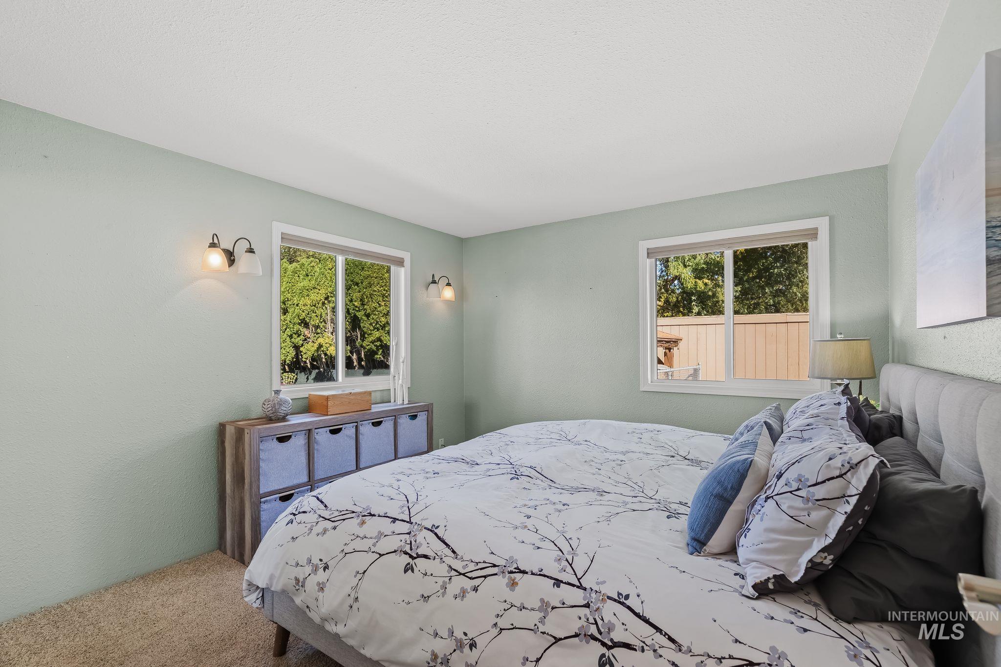 421 Park Drive Property Photo 19