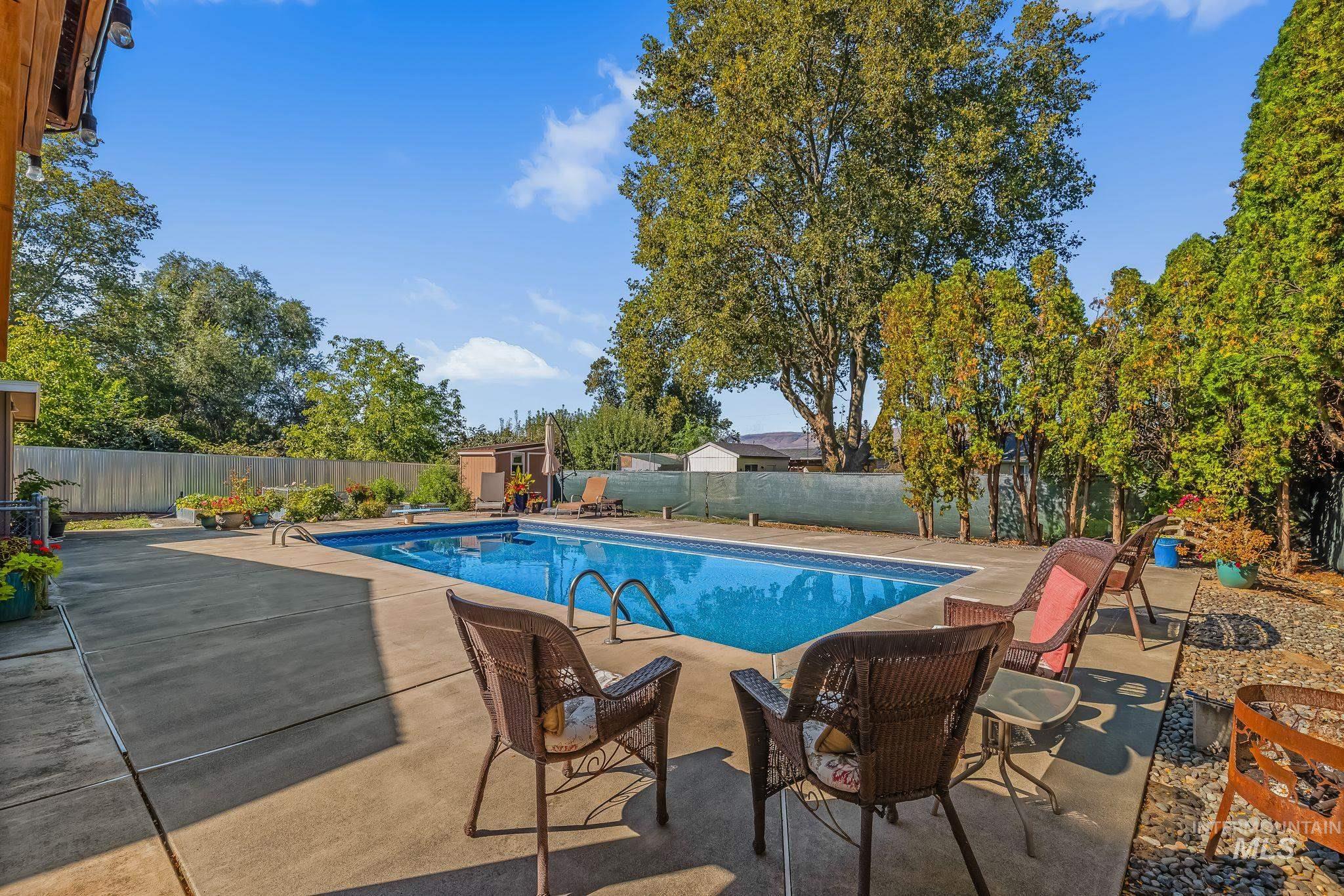 421 Park Drive Property Photo 35