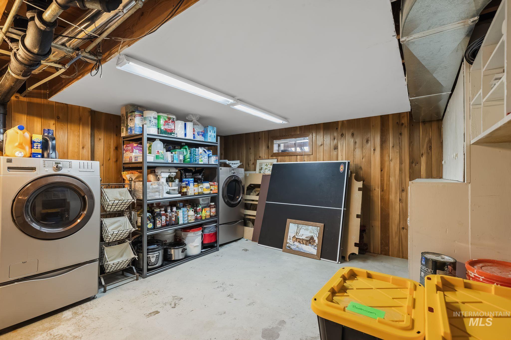 421 Park Drive Property Photo 42