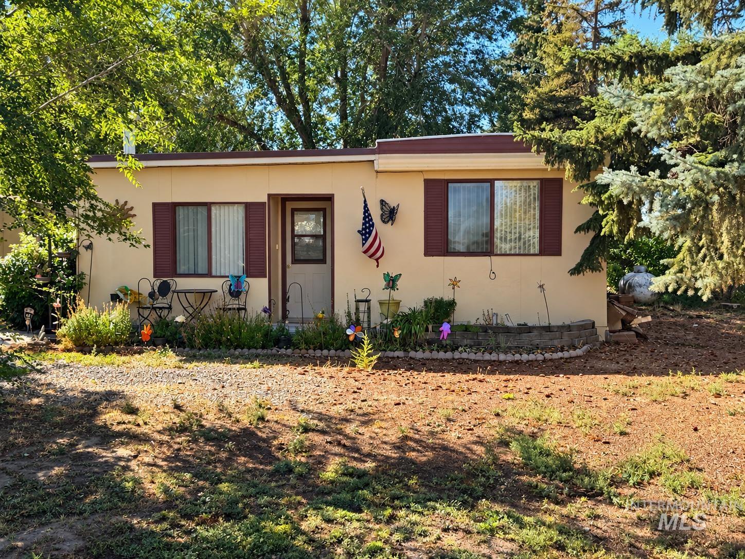 181 Hillcrest Rd (approx. 30 S 175 E) Property Photo 1