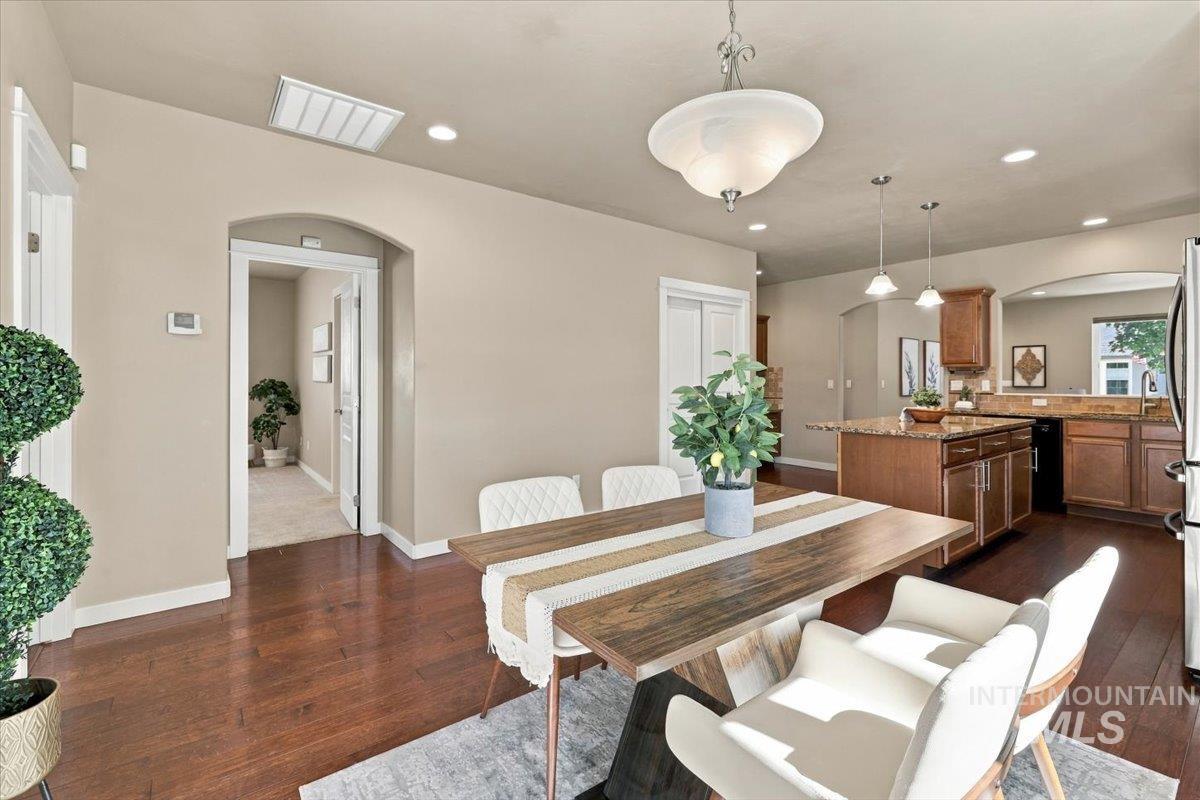 7733 N Abe Avenue Property Photo 18