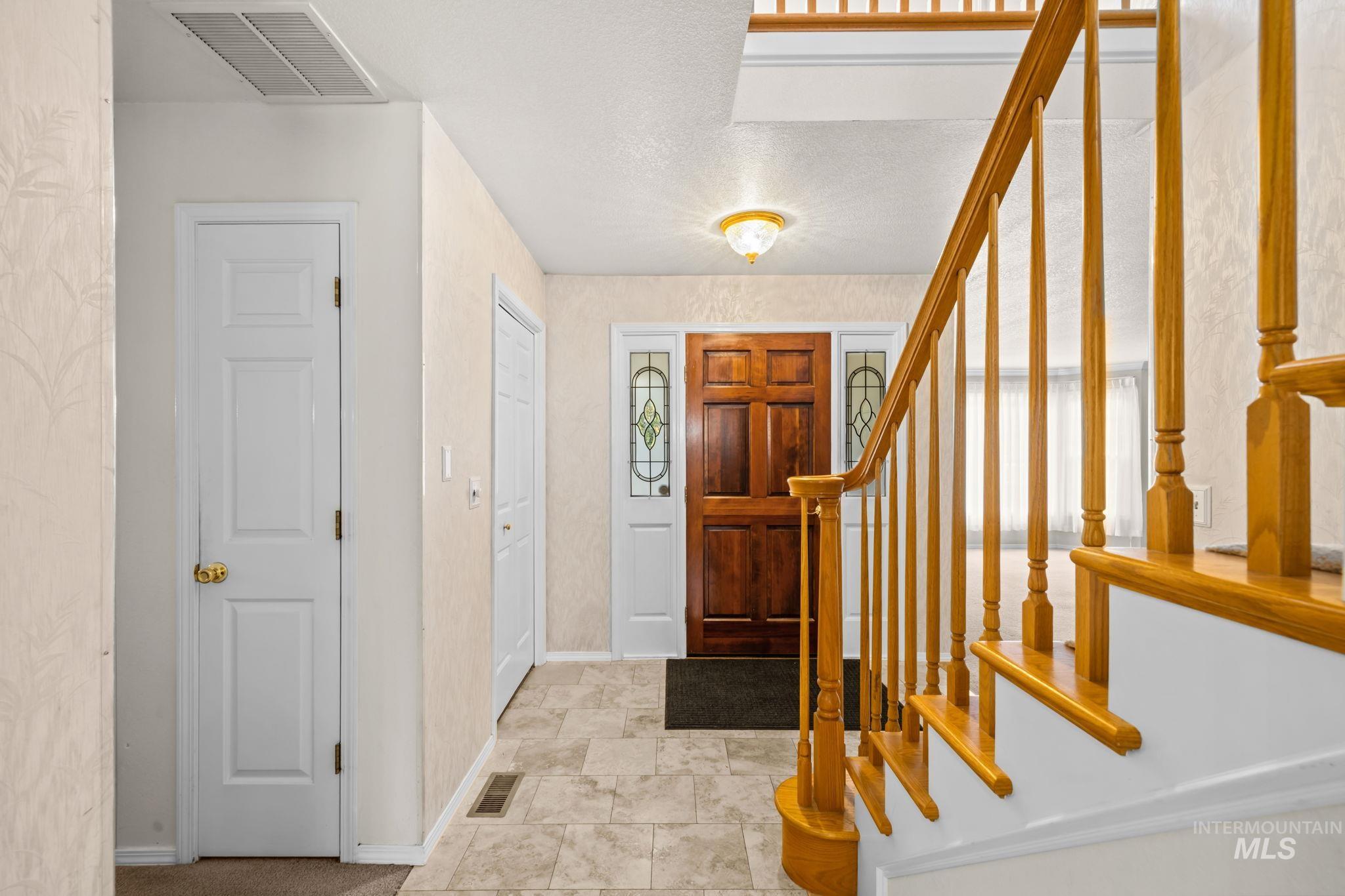 5053 N Fifeshire Pl Property Photo 4