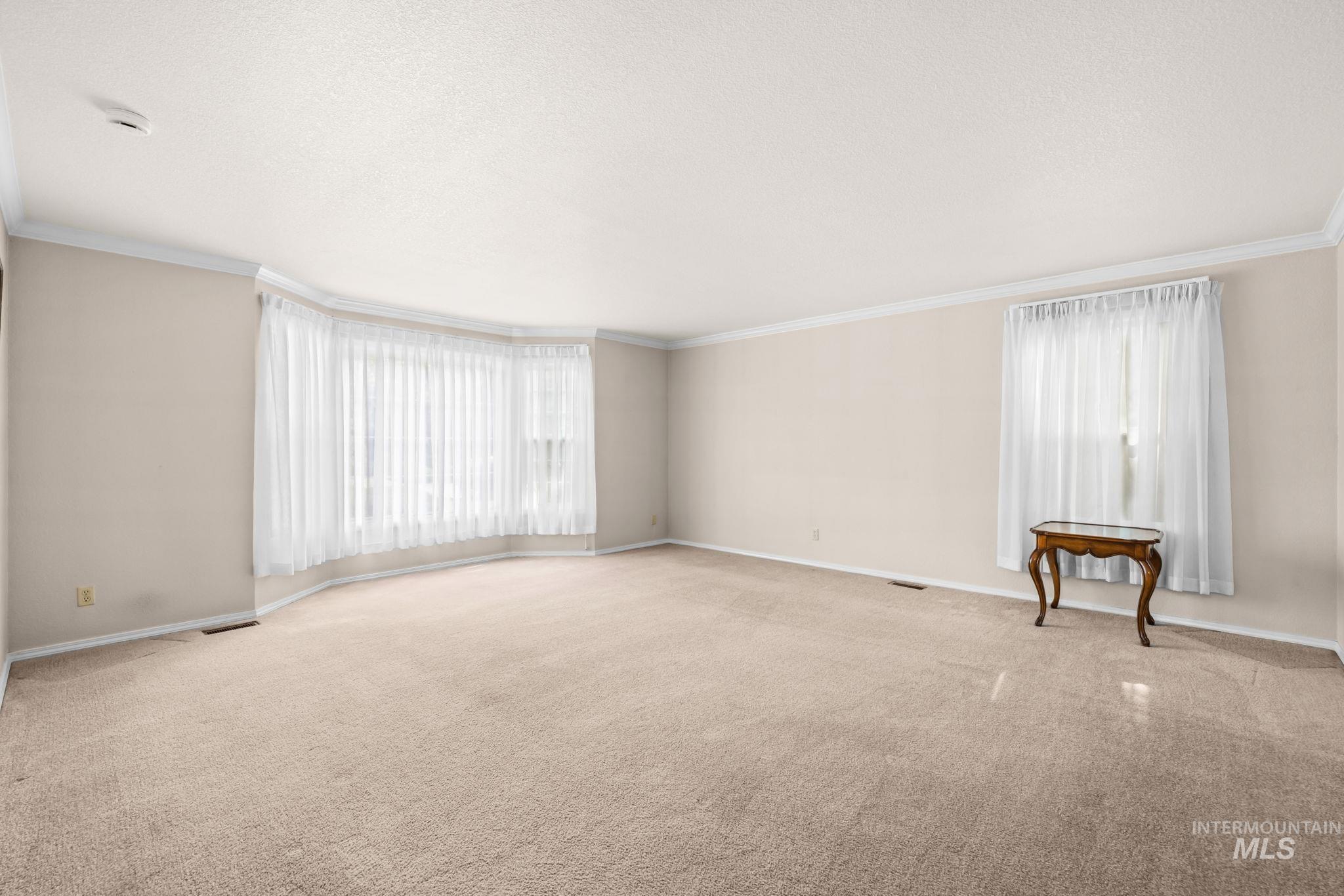 5053 N Fifeshire Pl Property Photo 6