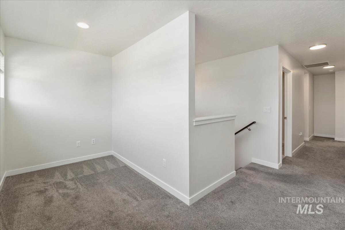 3242 S Annett Avenue Property Photo 20