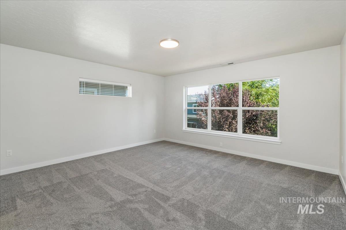 3242 S Annett Avenue Property Photo 24