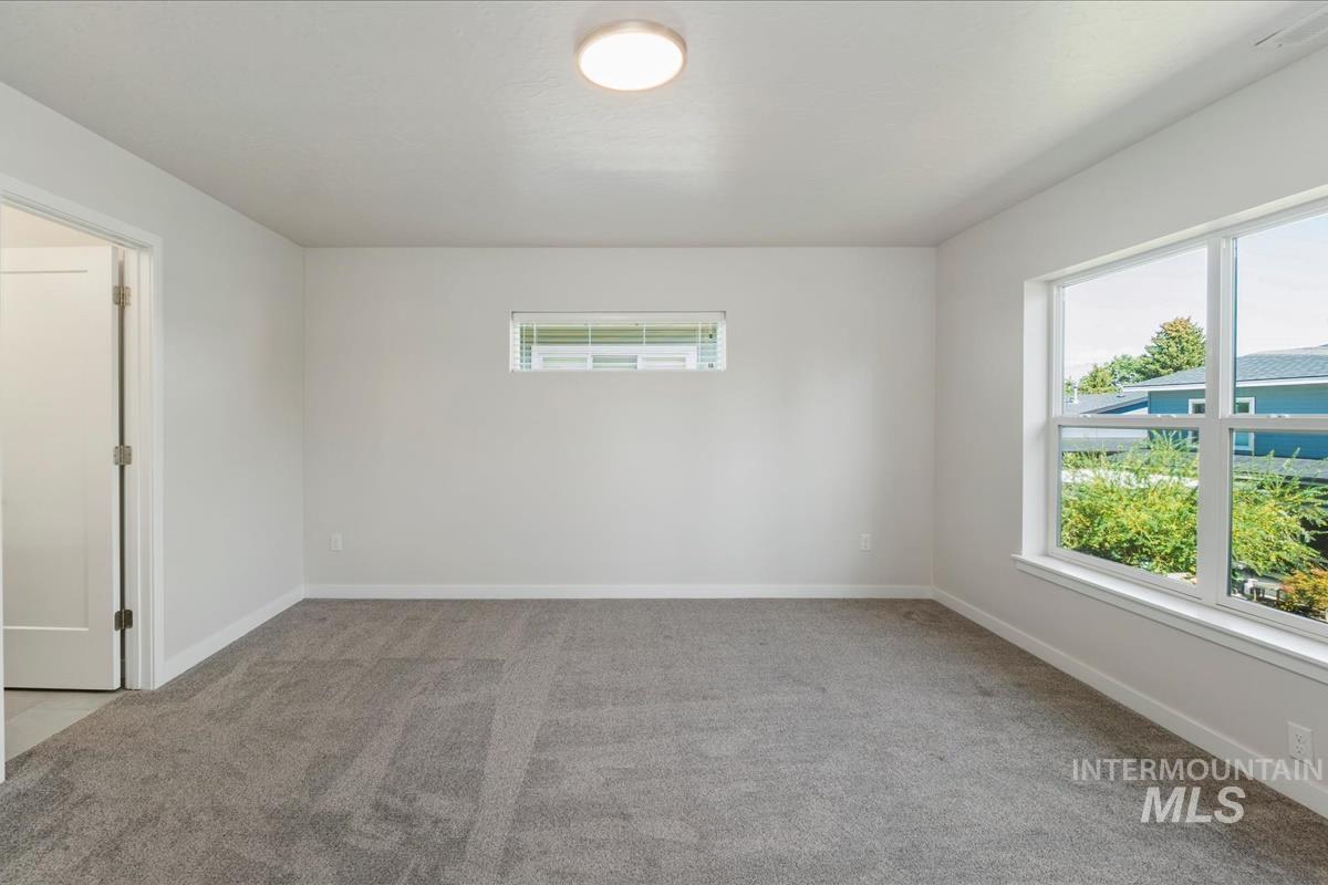 3242 S Annett Avenue Property Photo 25