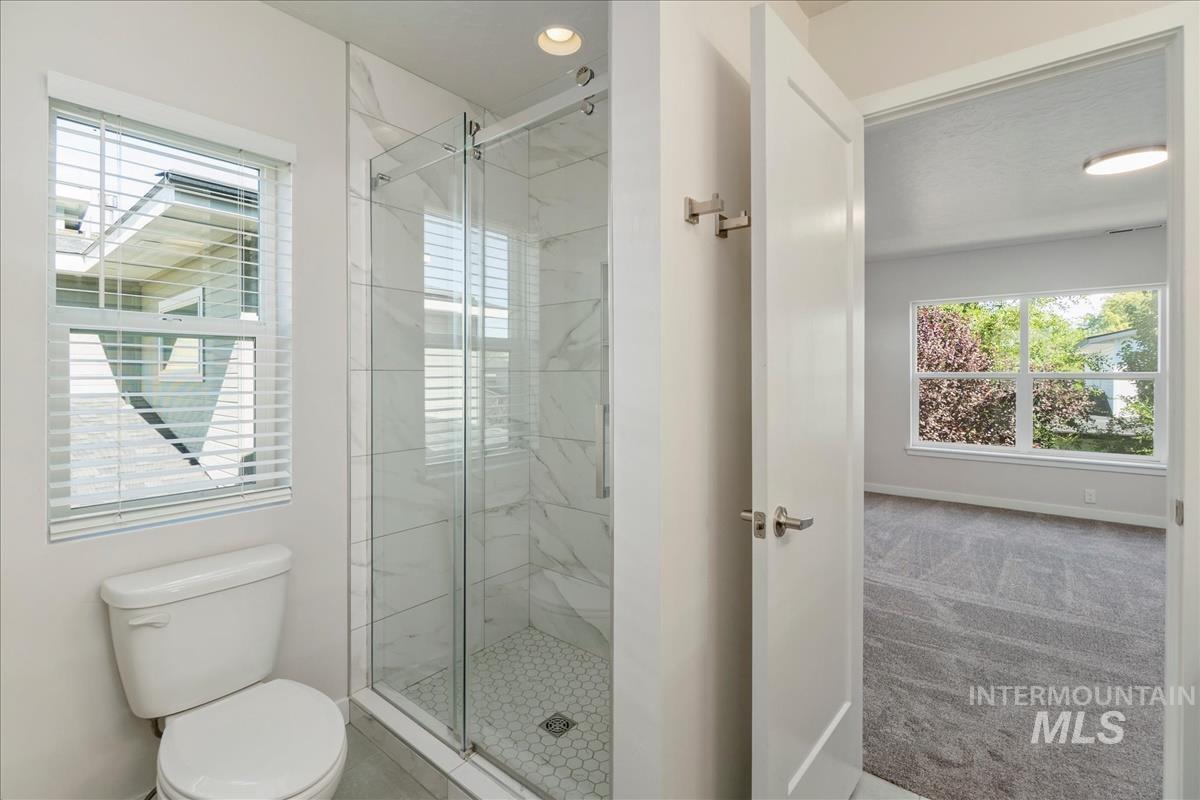 3242 S Annett Avenue Property Photo 29