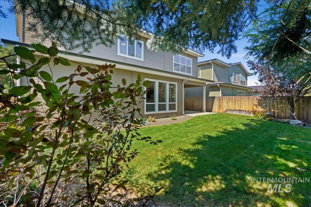 3242 S Annett Avenue Property Photo 45