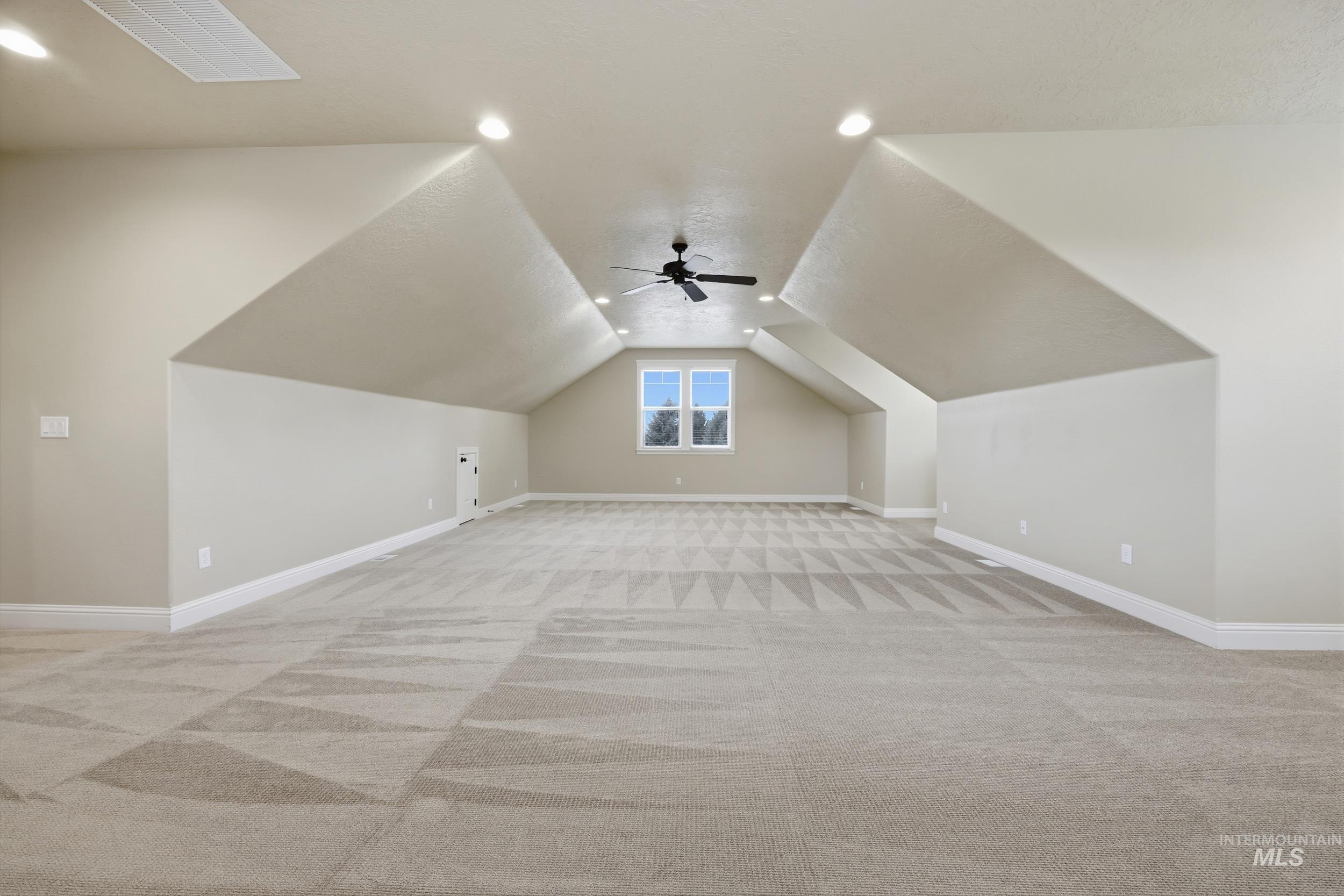 4832 S Nickel Creek Ave Property Photo 20