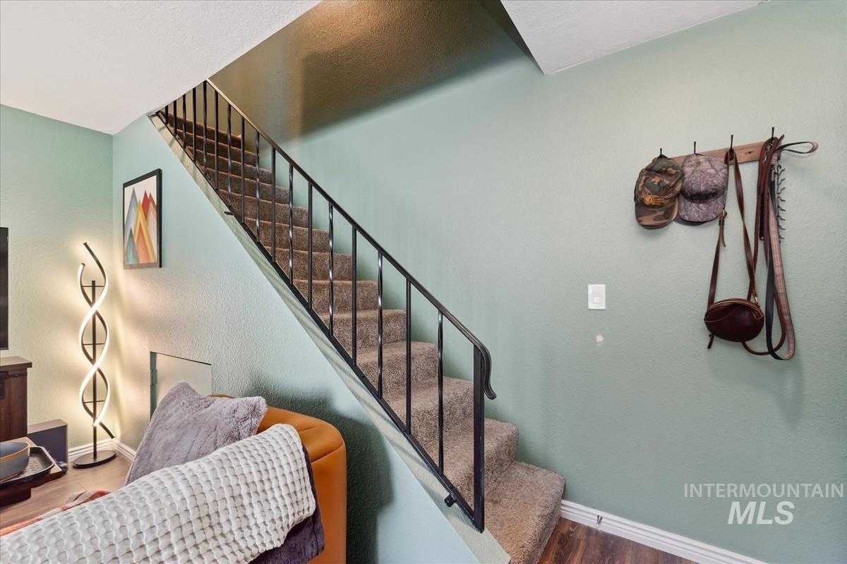 6879 W Maxwell Ln Property Photo 15