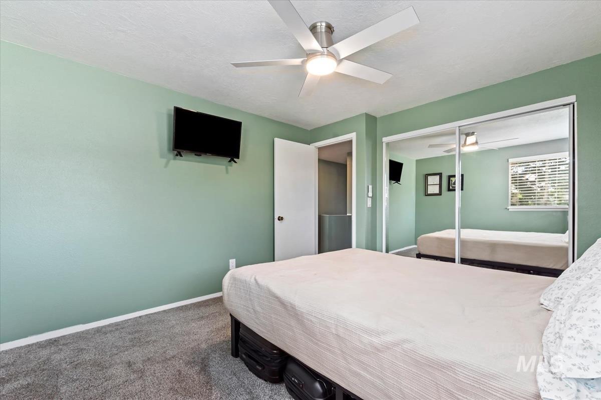 6879 W Maxwell Ln Property Photo 18