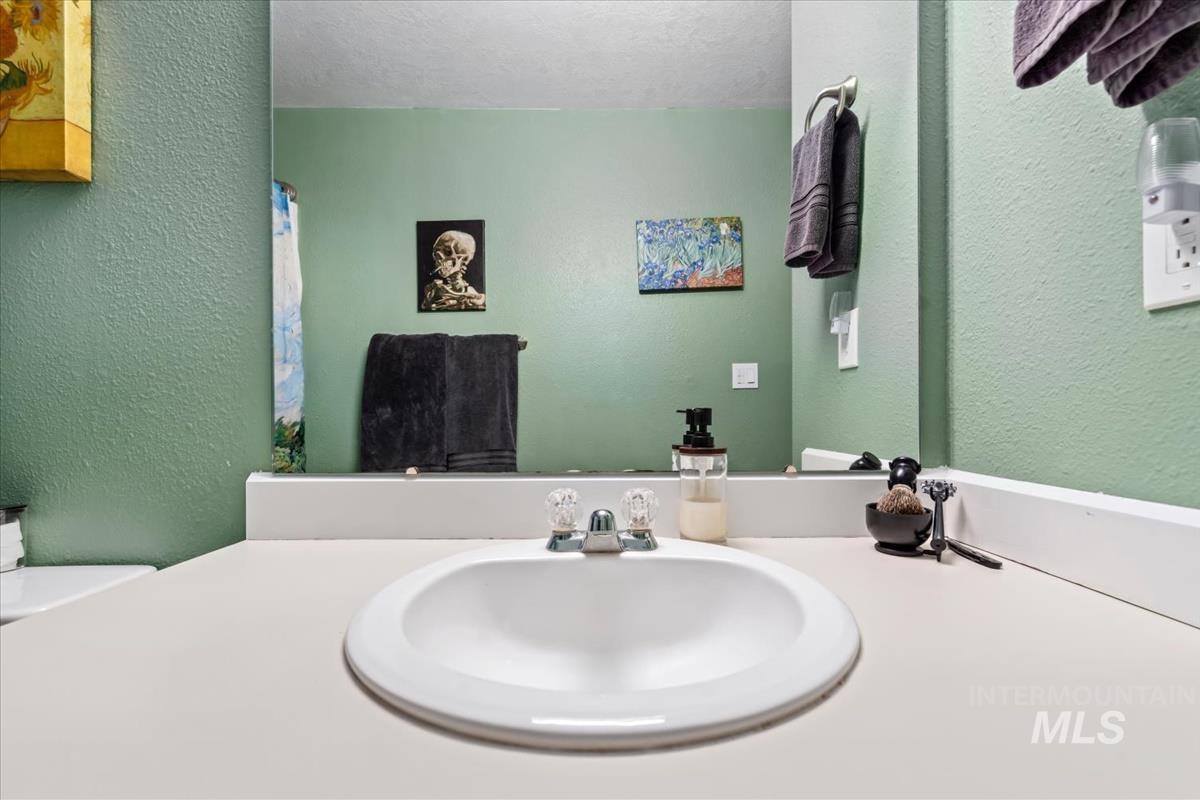 6879 W Maxwell Ln Property Photo 20