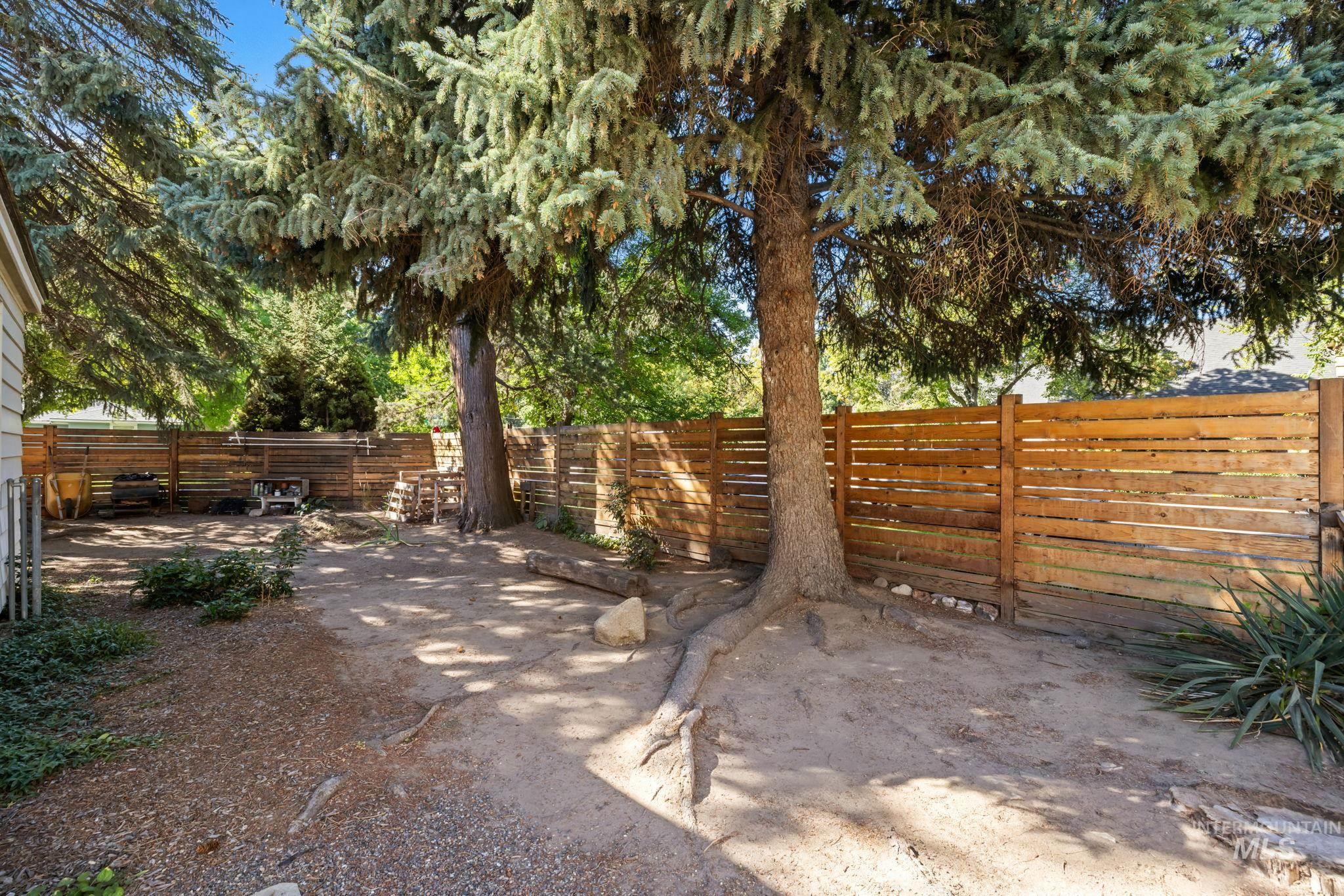 1516 W Williams Property Photo 46