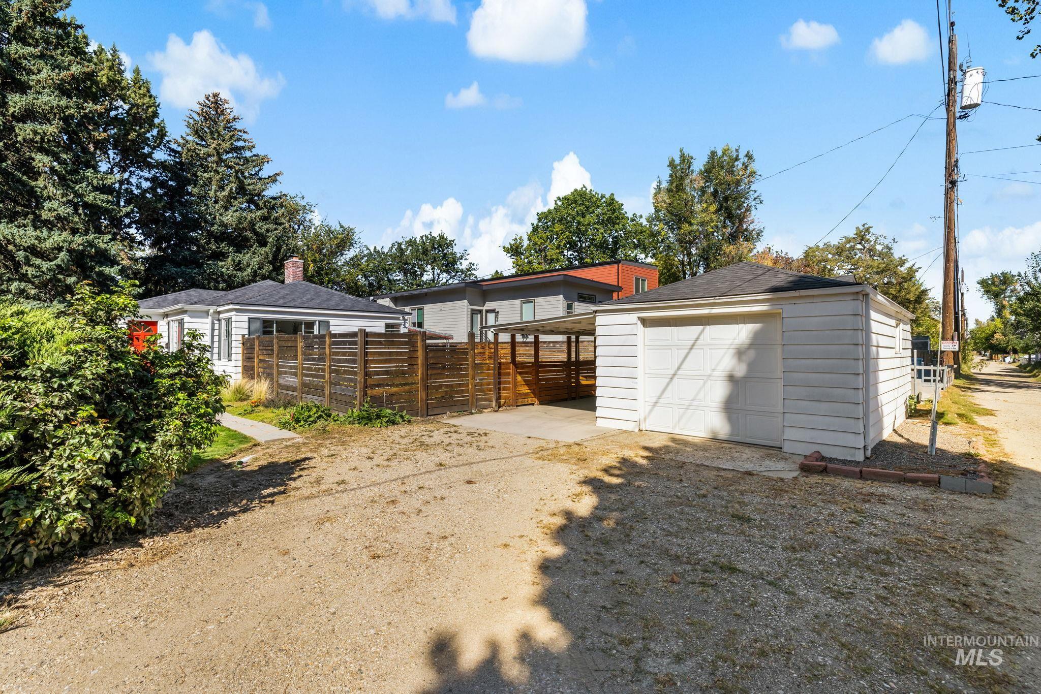 1516 W Williams Property Photo 49