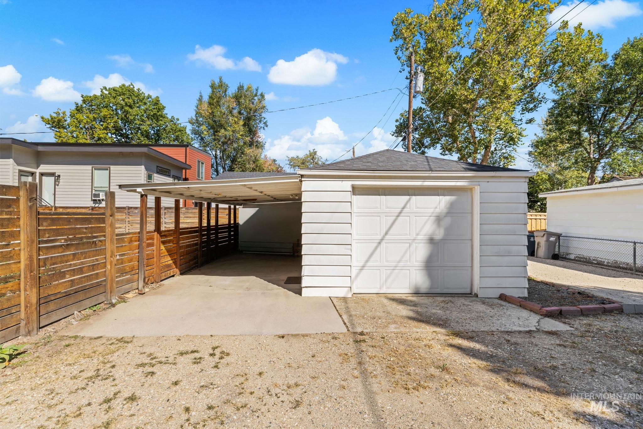1516 W Williams Property Photo 50