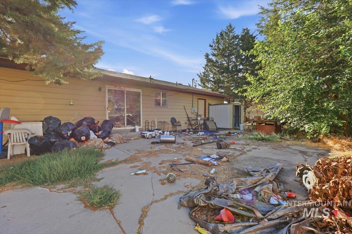 695 Nw 4th St Property Photo 14