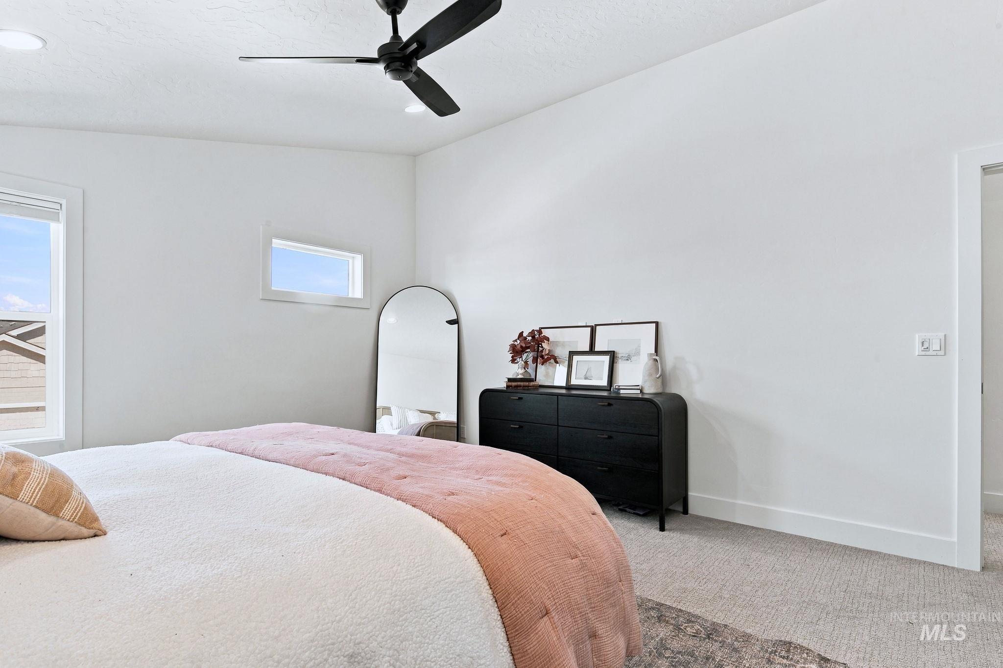 2296 E Valensole St Property Photo 27