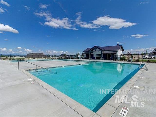 12941 S Salerno Ave Property Photo 33
