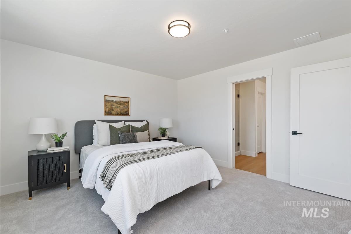 1709 S Federal Way Property Photo 17