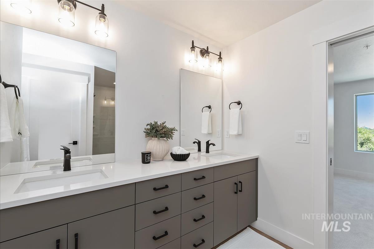 1709 S Federal Way Property Photo 19