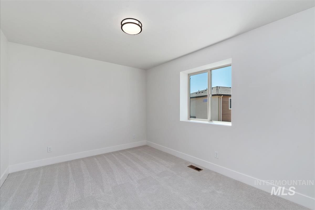 1709 S Federal Way Property Photo 23