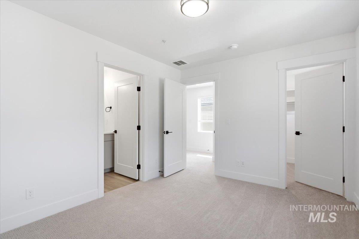1709 S Federal Way Property Photo 28