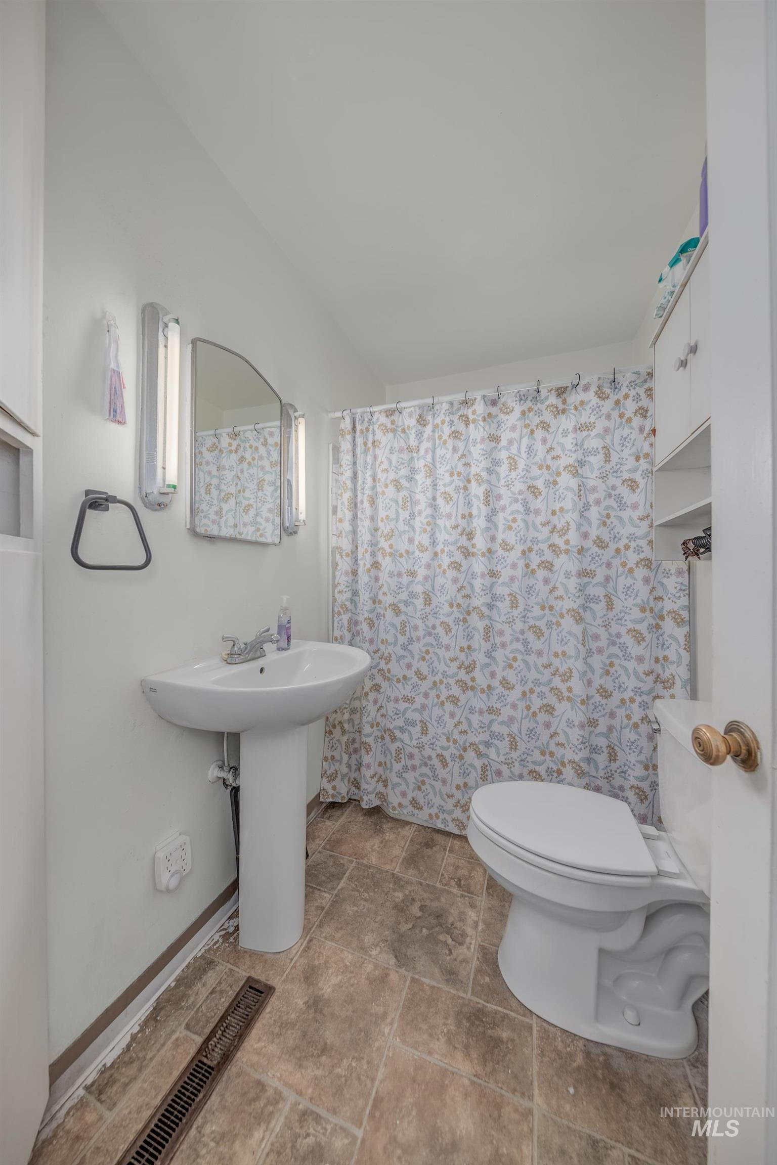508 Reece Avenue Property Photo 15