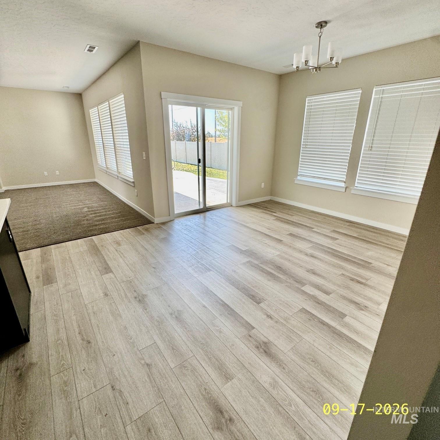 2815 N Klemmer Avenue Property Photo 5