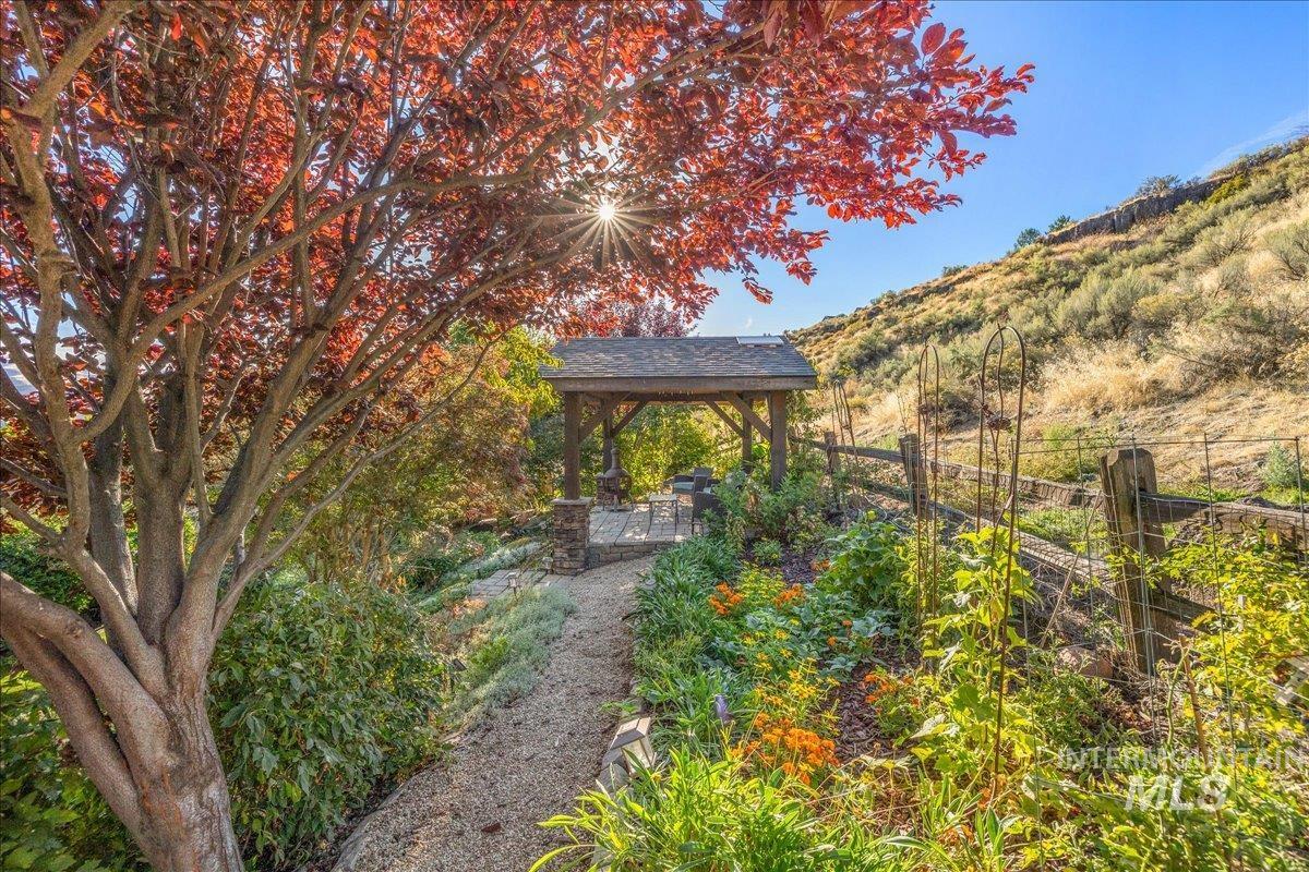 4049 E Trekker Rim Dr Property Photo 41