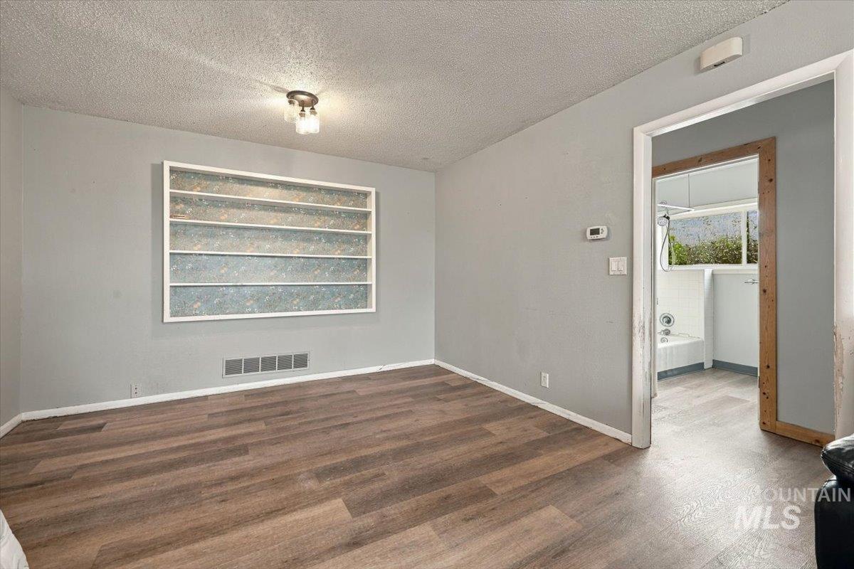 4505 Ustick Rd Property Photo 6