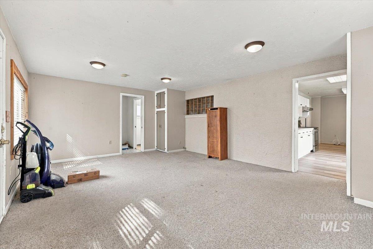 4505 Ustick Rd Property Photo 9