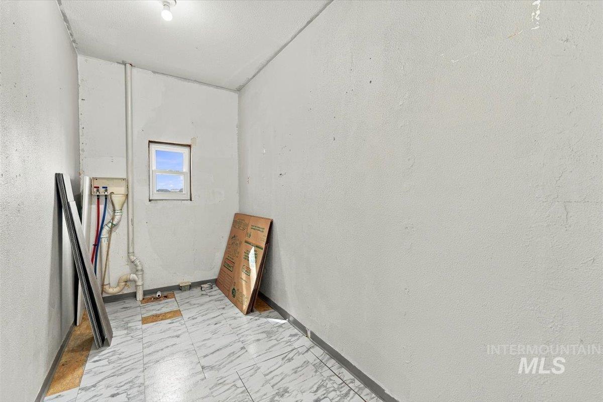 4505 Ustick Rd Property Photo 16