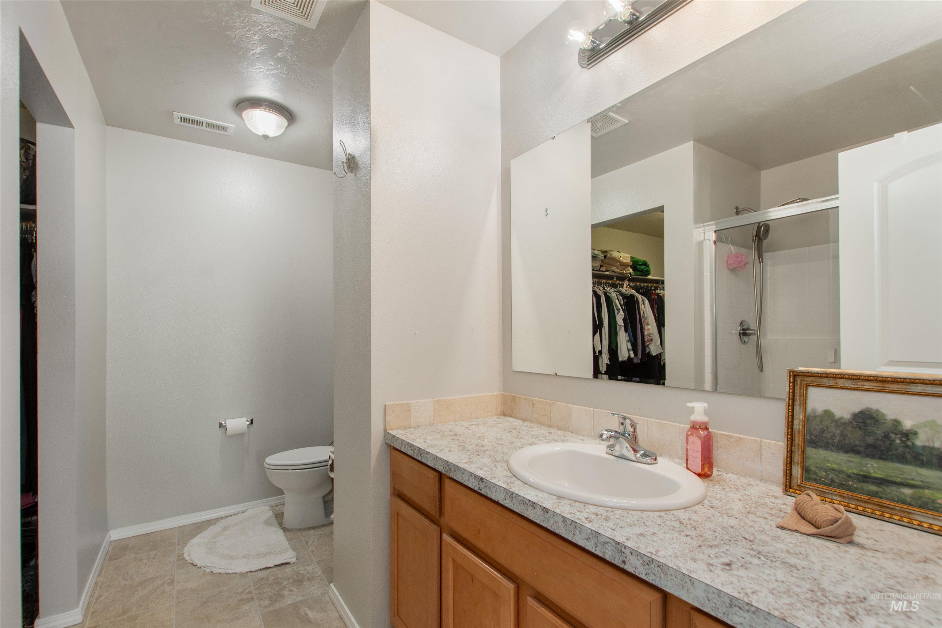 4253 S Overhill Way Property Photo 20