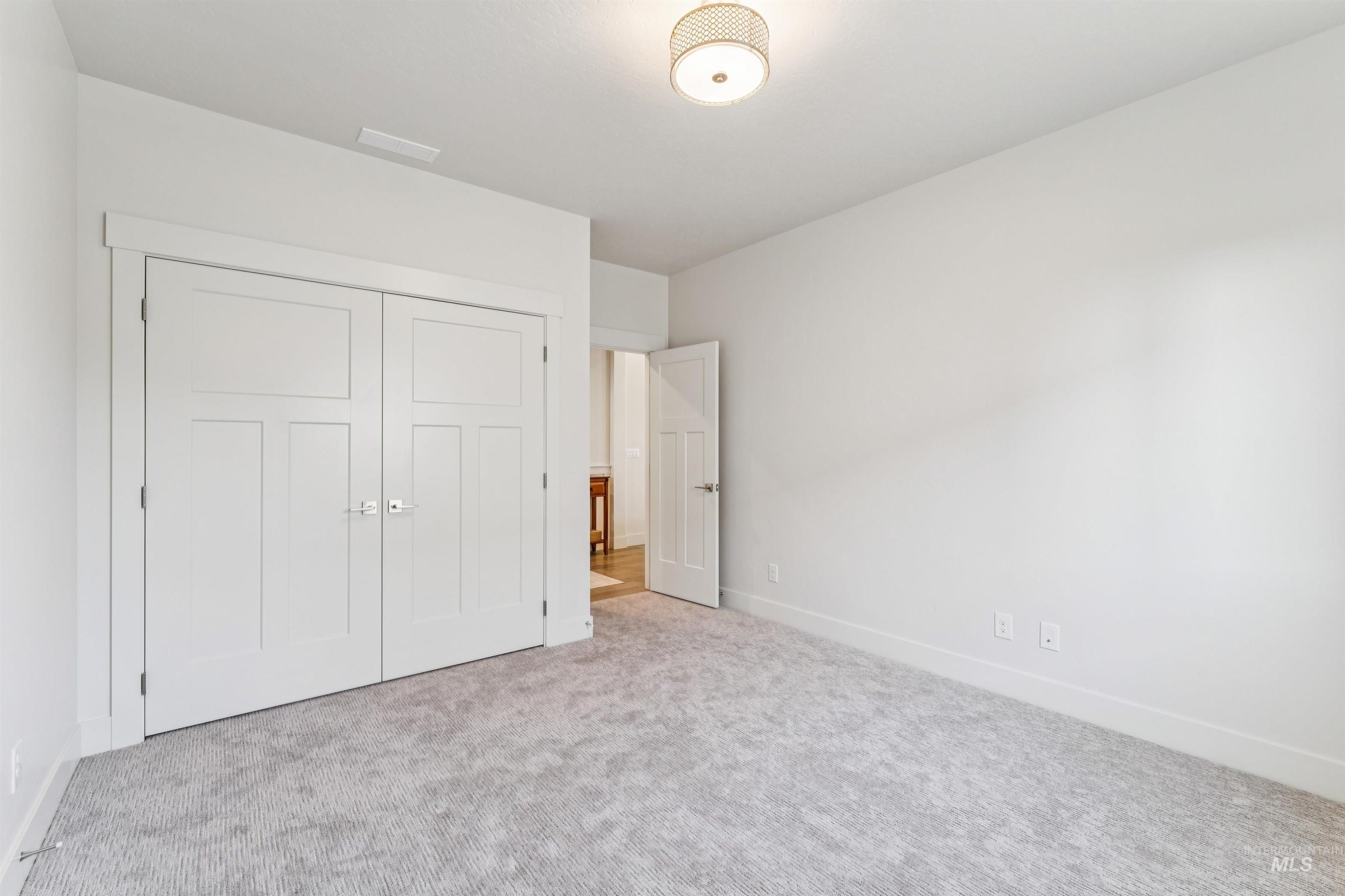 7522 E Newcastle Dr Property Photo 32