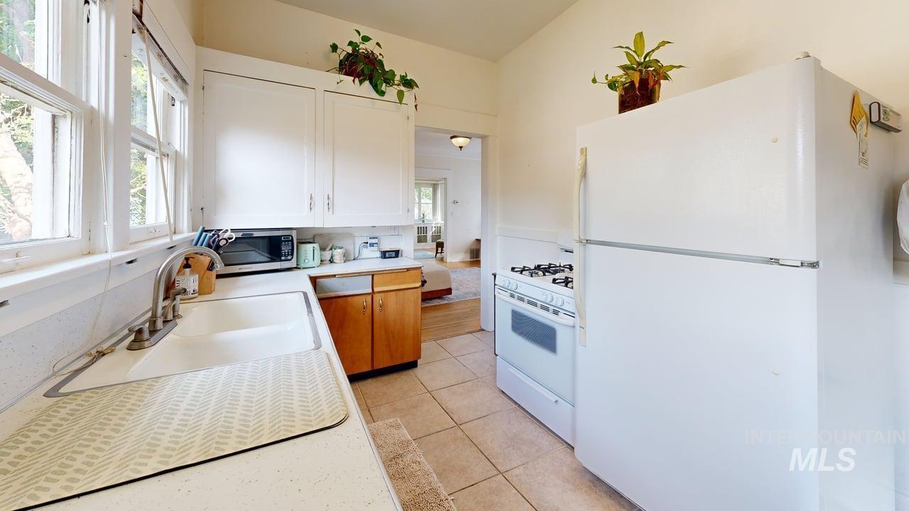 507 4th Avenue Property Photo 7