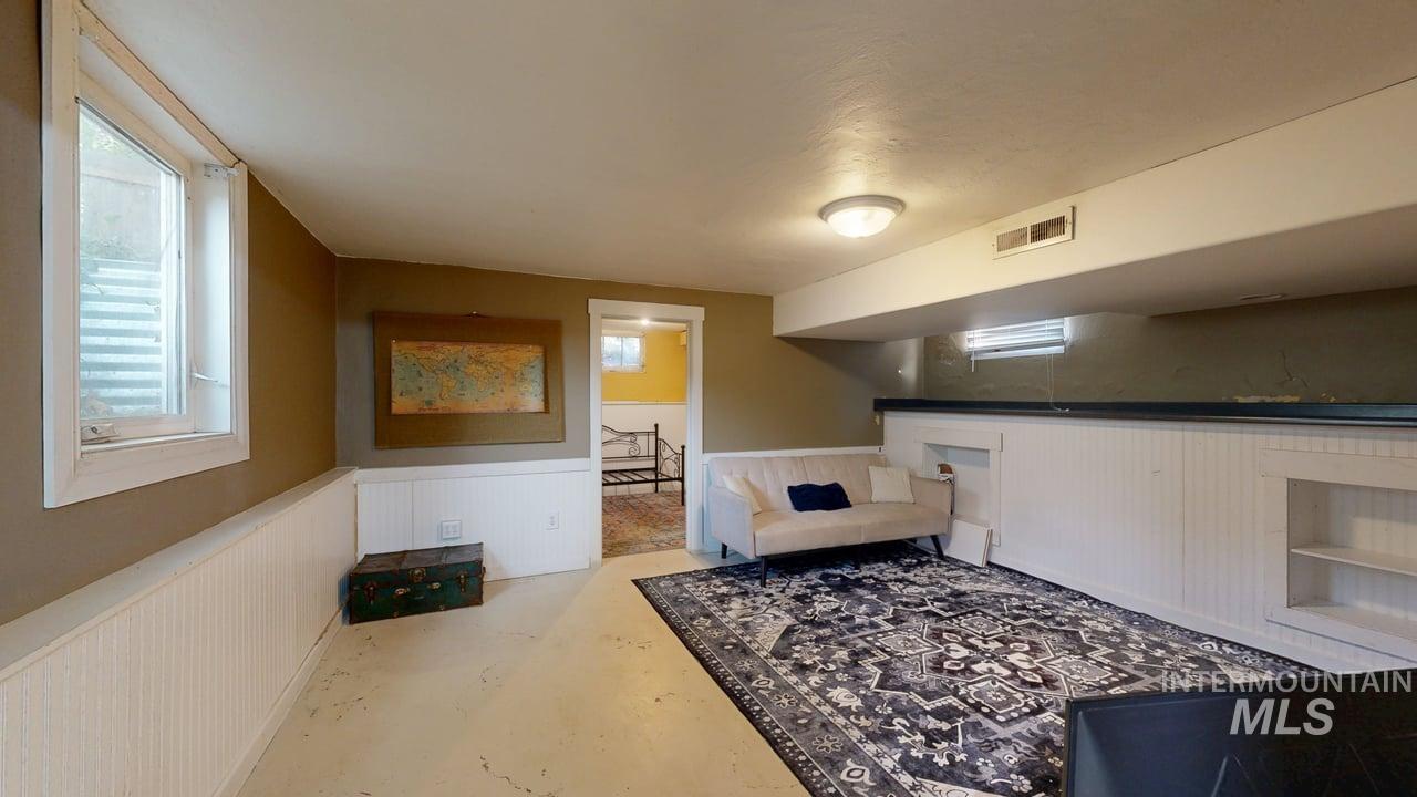 507 4th Avenue Property Photo 15