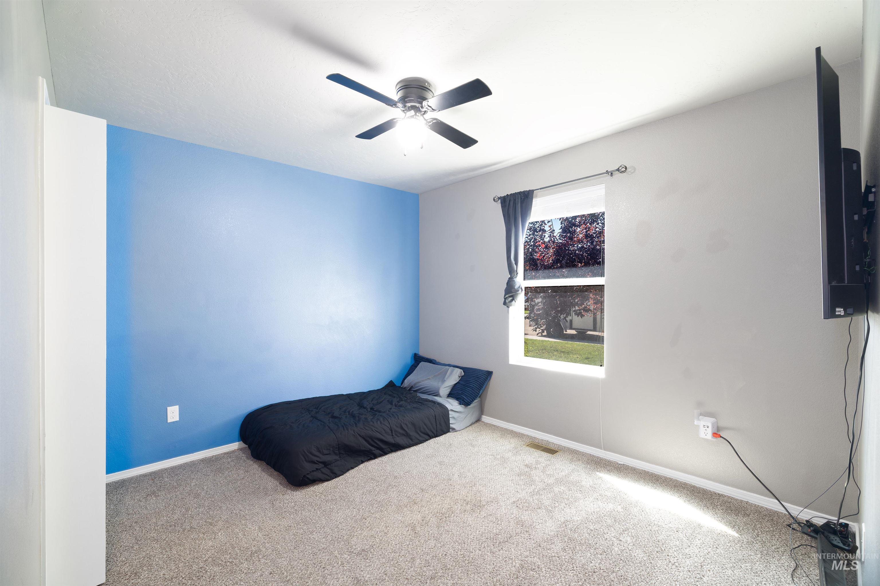 11761 Penobscot St Property Photo 8