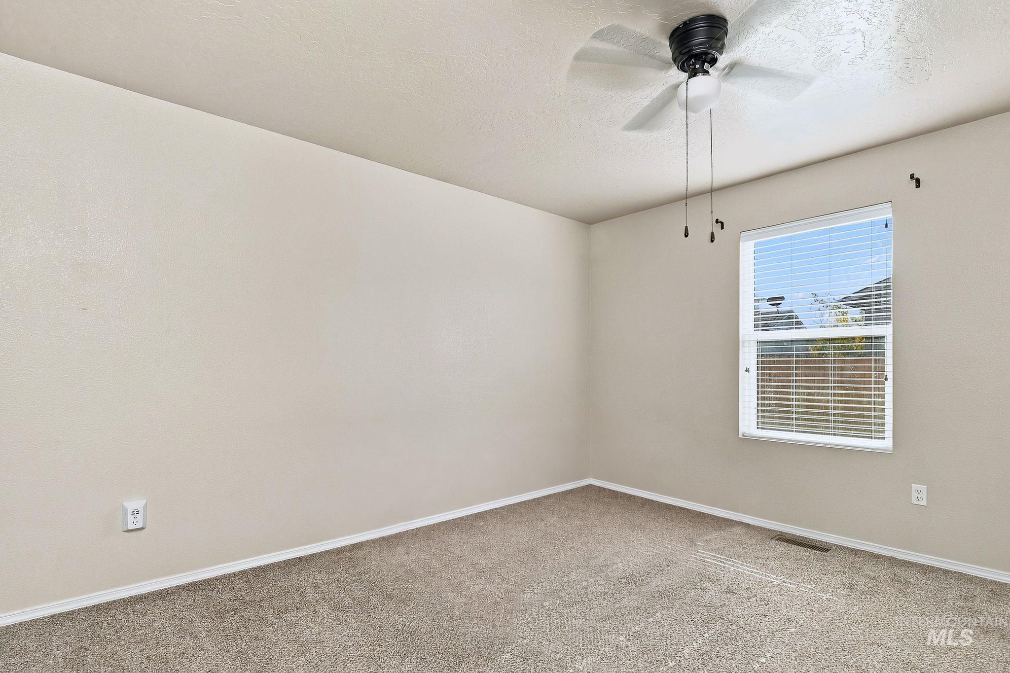 11761 Penobscot St Property Photo 17