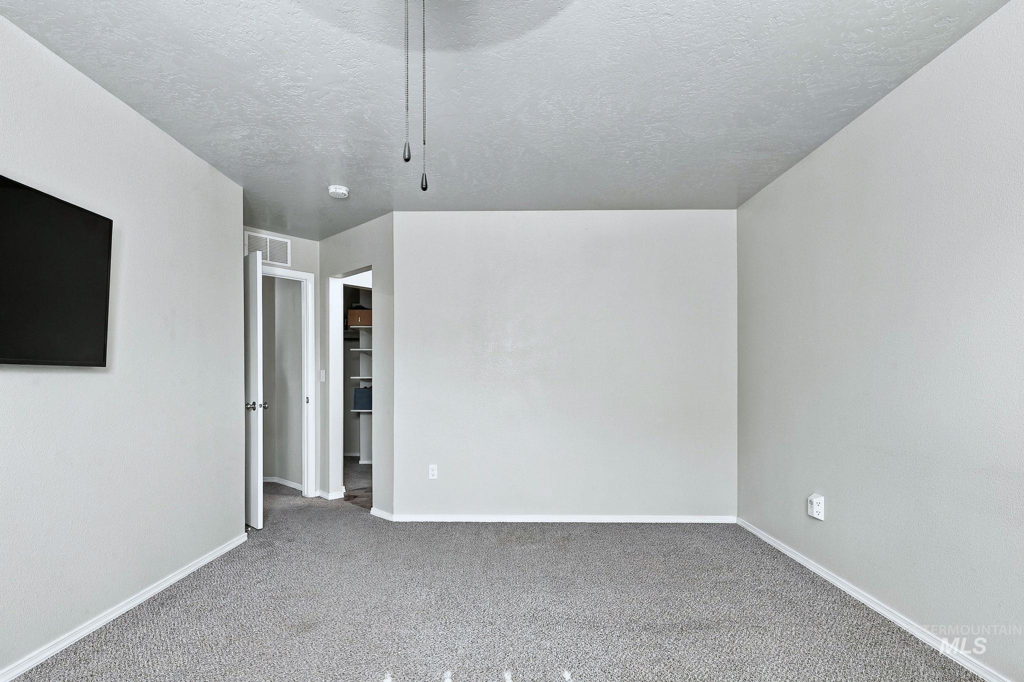 11761 Penobscot St Property Photo 18